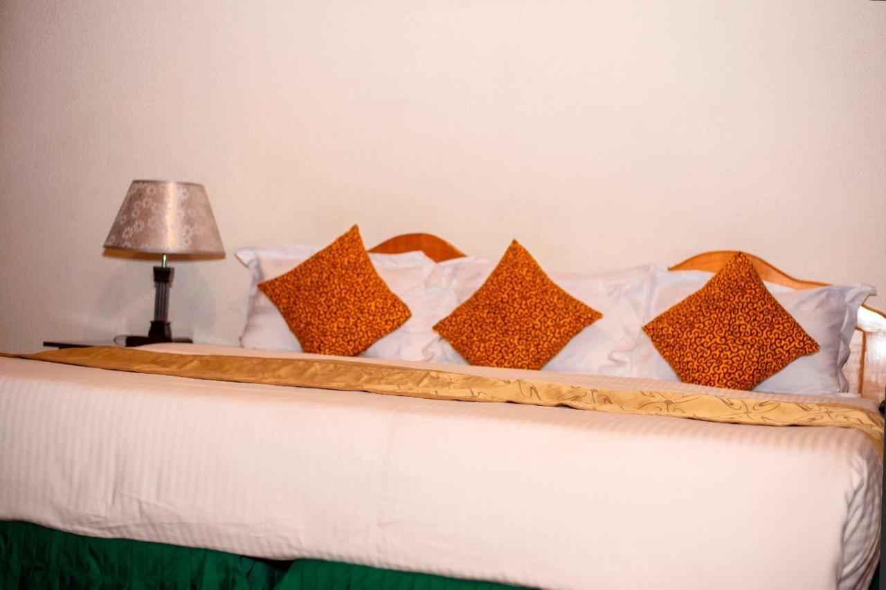 Royal Park Hotel Kumasi Kültér fotó